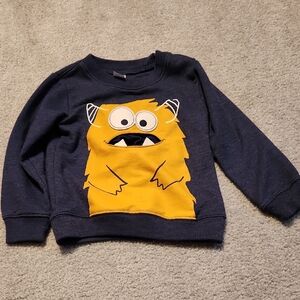 Sweater, 4T, free with any bundle.
